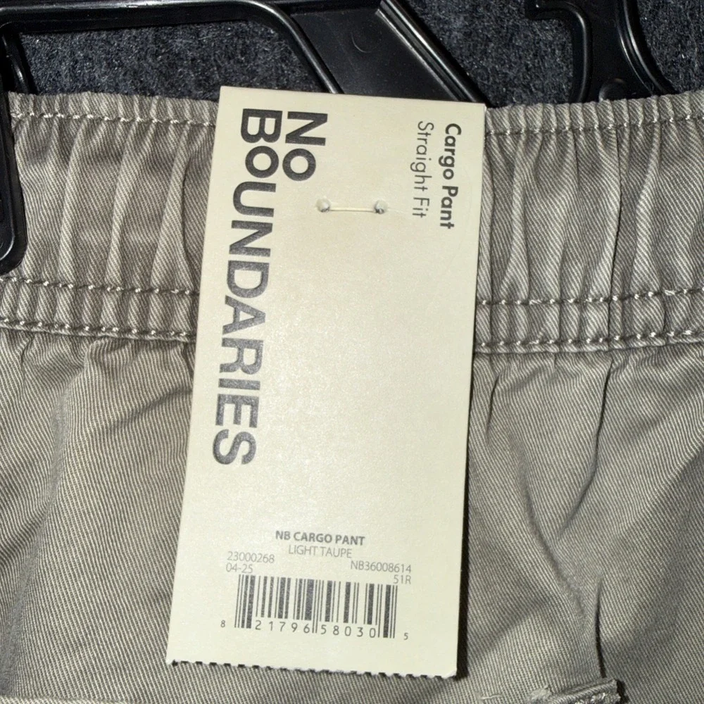 No Boundaries Men's XSmall 27 Straight Fit Cargo Pants Light Taupe Outdoor